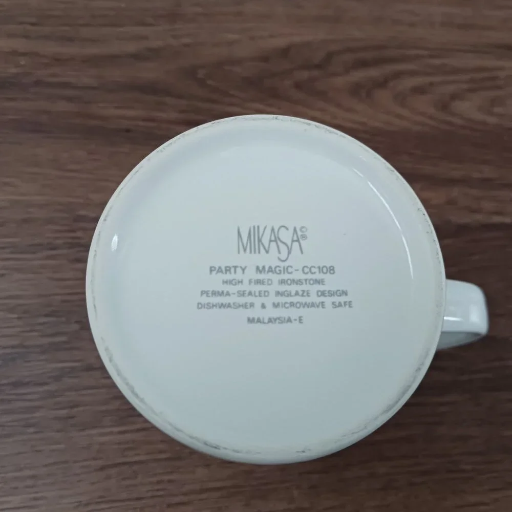 MIKASA Party Magic‎ Mug CC108 Cat Kitten Gifts Balloons Cake Cup